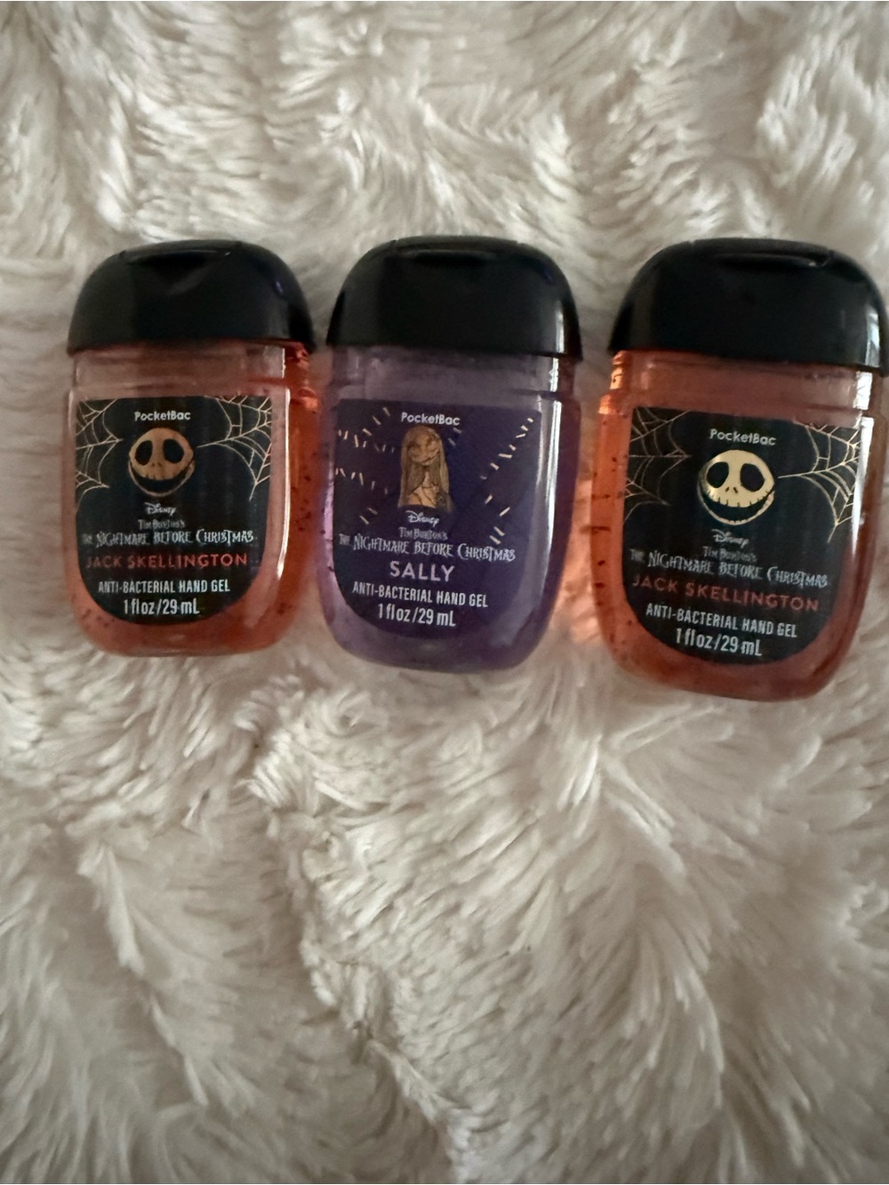 Bath and Body works- Halloween- Jack and Sally travel hand sanitizer